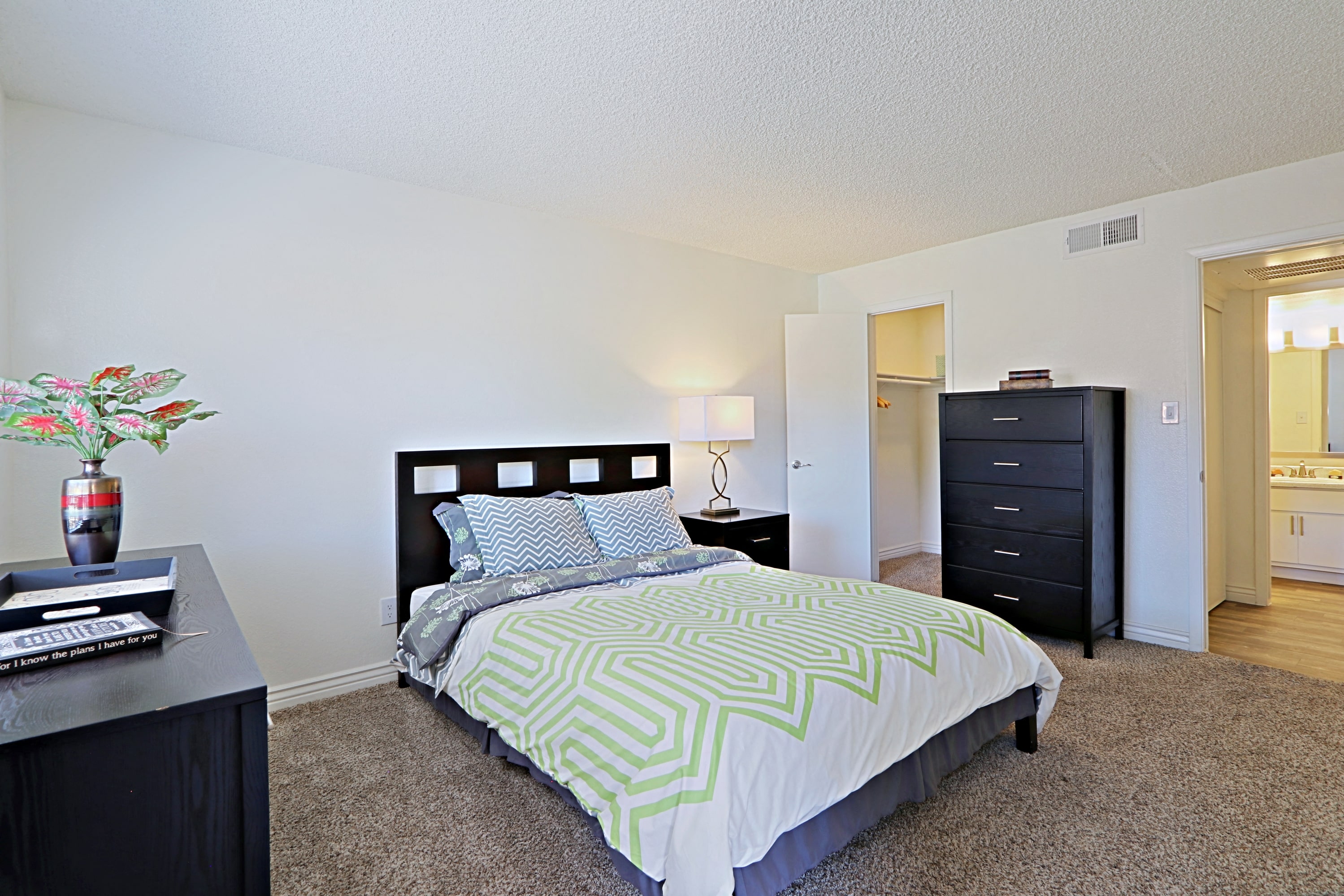 Spring Meadow Apartments photo 3